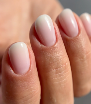 Babyboomer mit UV-Nagellacken (Workshop)